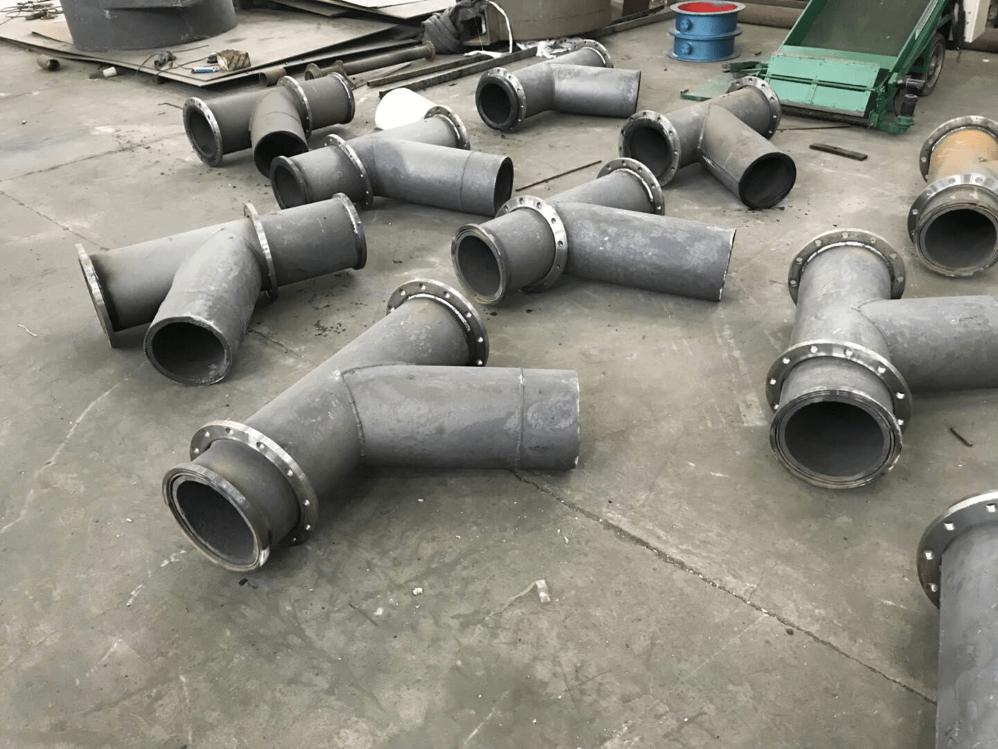 你們要的耐磨管道來了，到底哪種更能滿足你！