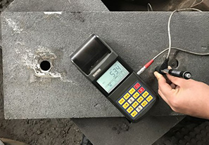 顎式破碎機(jī)襯板采用高鉻鑄鐵襯板-這個(gè)選擇不錯(cuò)[江河]